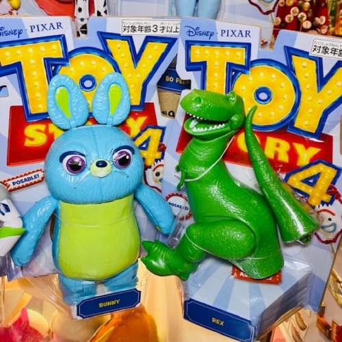 トイストーリー TOY STORY 4 POSABLE ベーシック フィギュア 8個