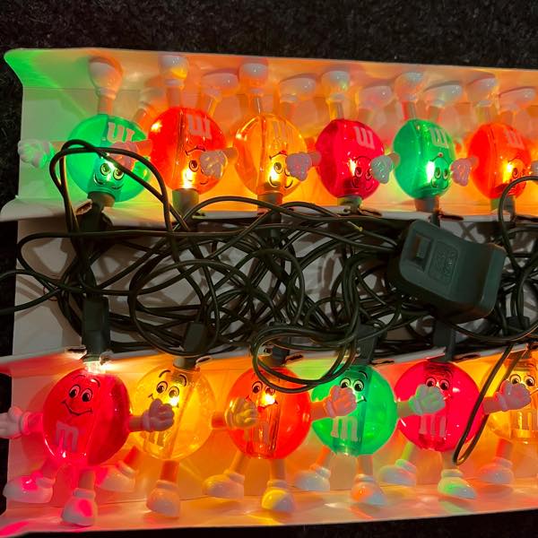 m&m's エムアンドエムズ ホリデー ハッピーライト 20連